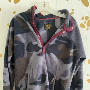 Button dry ride fleece size large